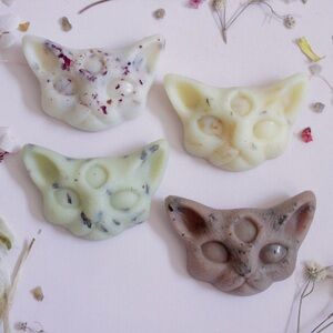 Handmade Eco-Friendly Meditation Wax Melts with Essential Oils and Beeswax